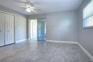 301 Andover Pl S, Sun City Center, FL 33573 - Photo 19