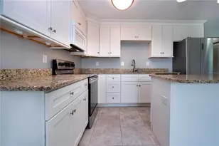 301 Andover Pl S, Sun City Center, FL 33573 - Photo 11
