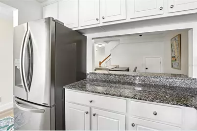 3853 Island Way, Saint Petersburg, FL 33705 - Photo 11