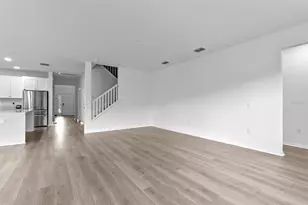 10742 New Morning Dr, Tampa, FL 33647 - Photo 15