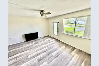 8305 111th Street #108, Seminole, FL 33772 - Photo 5