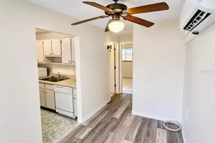 8305 111th St, Seminole, FL 33772 - Photo 9