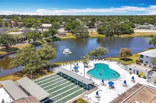 8305 111th St, Seminole, FL 33772 - Photo 23