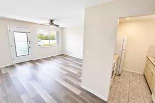 8305 111th St, Seminole, FL 33772 - Photo 7