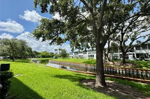 8305 111th St, Seminole, FL 33772 - Photo 13