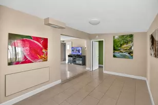 3232 59th Way N, Saint Petersburg, FL 33710 - Photo 7
