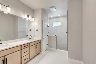 5261 Colony Vis Dr, Apollo Beach, FL 33572 - Photo 17