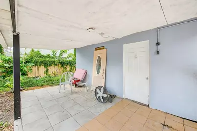 2318 W Powhatan Avenue, Tampa, FL 33603 - Photo 35