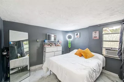 2318 W Powhatan Avenue, Tampa, FL 33603 - Photo 29