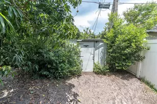 3443 21st St N, Saint Petersburg, FL 33713 - Photo 29