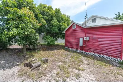 3443 21st Street N, Saint Petersburg, FL 33713 - Photo 31