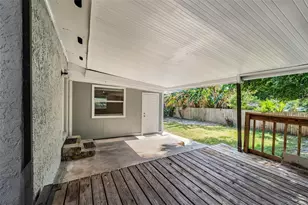 9616 N Oklawaha Ave, Tampa, FL 33617 - Photo 37
