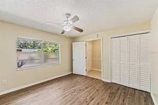 9616 N Oklawaha Ave, Tampa, FL 33617 - Photo 11