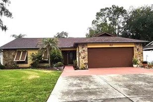 812 Sandalwood Dr, Plant City, FL 33563 - Photo 5
