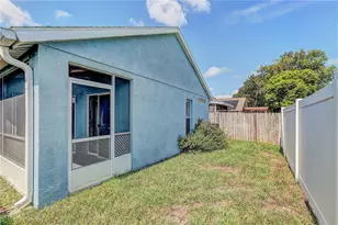 28725 Seashell Ct, Wesley Chapel, FL 33545 - Photo 19