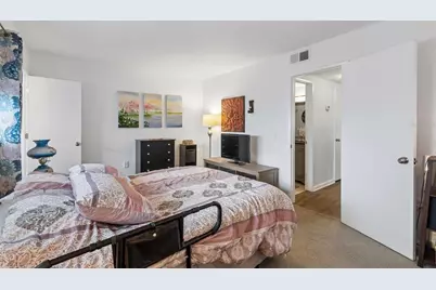 5875 18th Street N #1, Saint Petersburg, FL 33714 - Photo 17