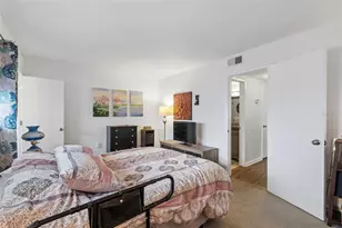 5875 18th St N, Saint Petersburg, FL 33714 - Photo 17