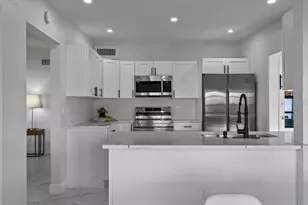 535 78th Ave, Saint Petersburg, FL 33706 - Photo 9