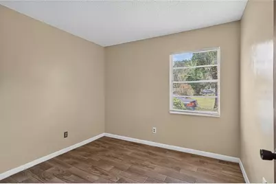 8407 N 10th Street, Tampa, FL 33604 - Photo 7