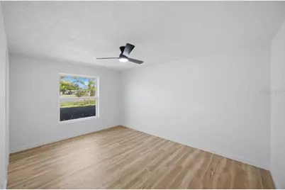 7520 20th Street N, Saint Petersburg, FL 33702 - Photo 27