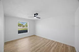 7520 20th St N, Saint Petersburg, FL 33702 - Photo 27