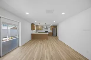 7520 20th St N, Saint Petersburg, FL 33702 - Photo 7
