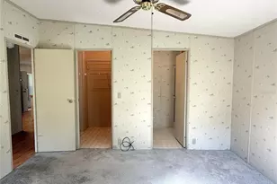 4550 Charter St, Zephyrhills, FL 33542 - Photo 13