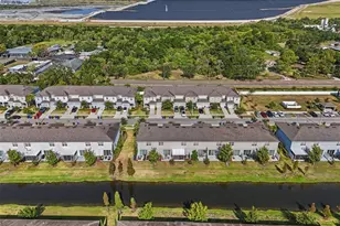 7052 Summer Holly Pl, Riverview, FL 33578 - Photo 7