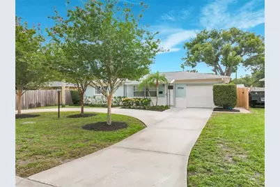 2926 28th Avenue N, Saint Petersburg, FL 33713 - Photo 1
