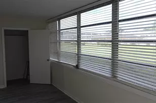 8100 Dr Martin Luther King Jr Street N, Saint Petersburg, FL 33702 - Photo 25