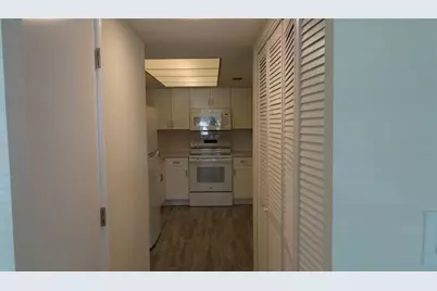 8100 Dr Martin Luther King Jr Street N #105, Saint Petersburg, FL 33702 - Photo 9