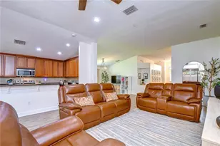 3746 Olde Lanark Dr, Land O Lakes, FL 34638 - Photo 9