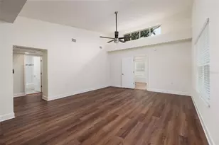 2223 W Harbor Dr S, Saint Petersburg, FL 33705 - Photo 15