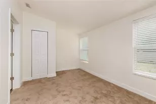2223 W Harbor Dr S, Saint Petersburg, FL 33705 - Photo 13
