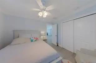 196 Overbrook Dr E, Largo, FL 33770 - Photo 27