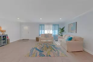 196 Overbrook Dr E, Largo, FL 33770 - Photo 5