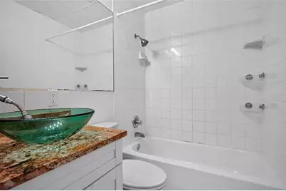 7508 N Thatcher Avenue, Tampa, FL 33614 - Photo 21