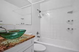 7508 N Thatcher Ave, Tampa, FL 33614 - Photo 21