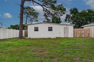 7508 N Thatcher Ave, Tampa, FL 33614 - Photo 19
