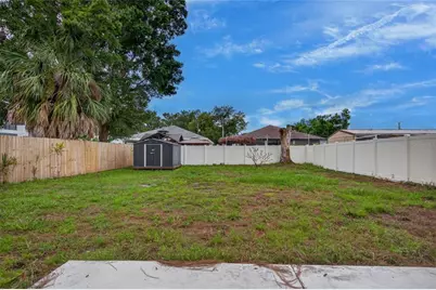 7508 N Thatcher Avenue, Tampa, FL 33614 - Photo 17