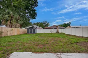 7508 N Thatcher Ave, Tampa, FL 33614 - Photo 17