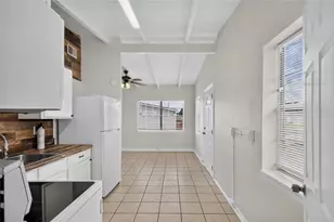 7508 N Thatcher Ave, Tampa, FL 33614 - Photo 11