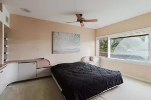 4404 Old Orchard Dr, Tampa, FL 33618 - Photo 49