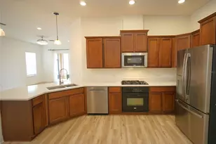 20638 Amanda Oak Ct, Land O Lakes, FL 34638 - Photo 7