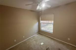 204 Chardonnay Pl, Valrico, FL 33594 - Photo 7