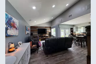 10009 Regal Woods Lane, Tampa, FL 33624 - Photo 21
