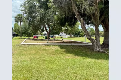 10009 Regal Woods Lane, Tampa, FL 33624 - Photo 39