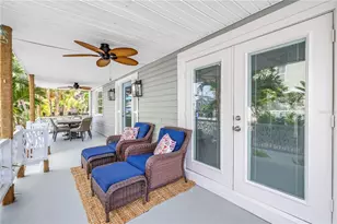 134 86th Terrace, Treasure Island, FL 33706 - Photo 9