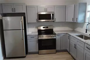 14417 Americana Cir, Tampa, FL 33613 - Photo 3