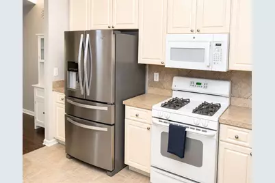 10839 Newbridge Drive, Riverview, FL 33579 - Photo 7